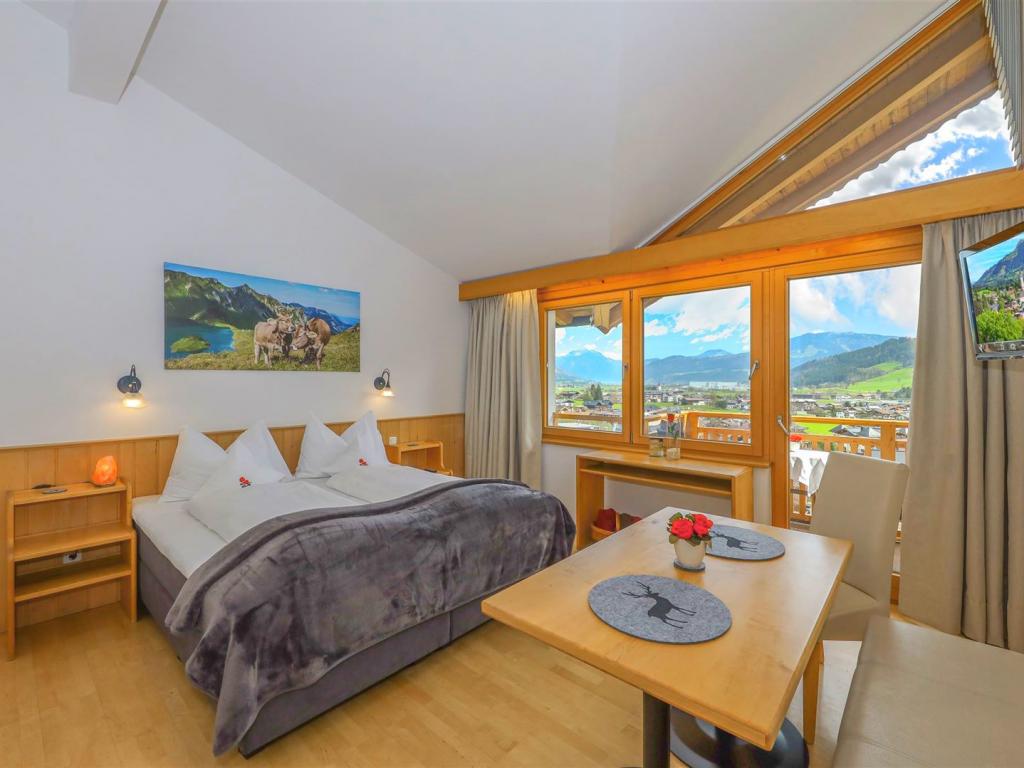 Zimmer 24 - Hotel mit Frühstück, Garten und Wellness - Gartenhotel Rosenhof
